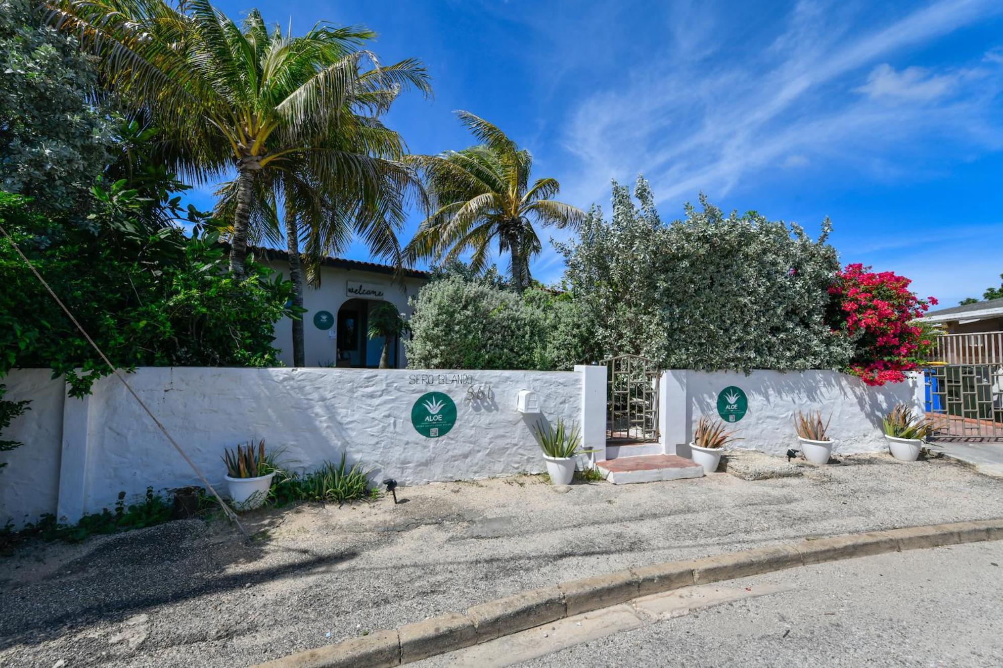 Aloe B&B Oranjestad Kültér fotó
